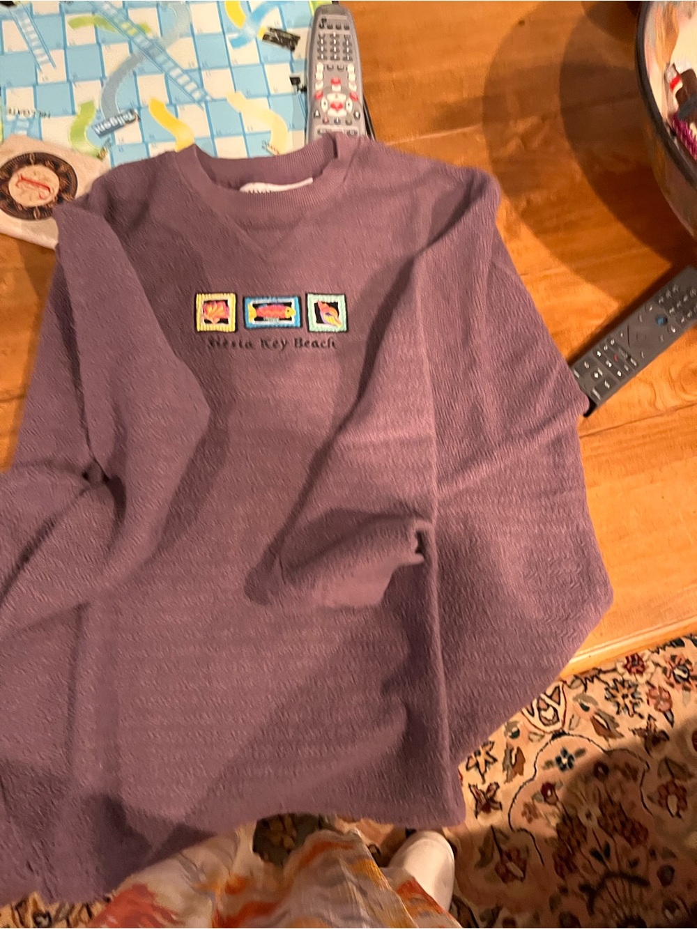 Unbranded Women's Purple Crewneck Sweatshirt with Beach Graphic
